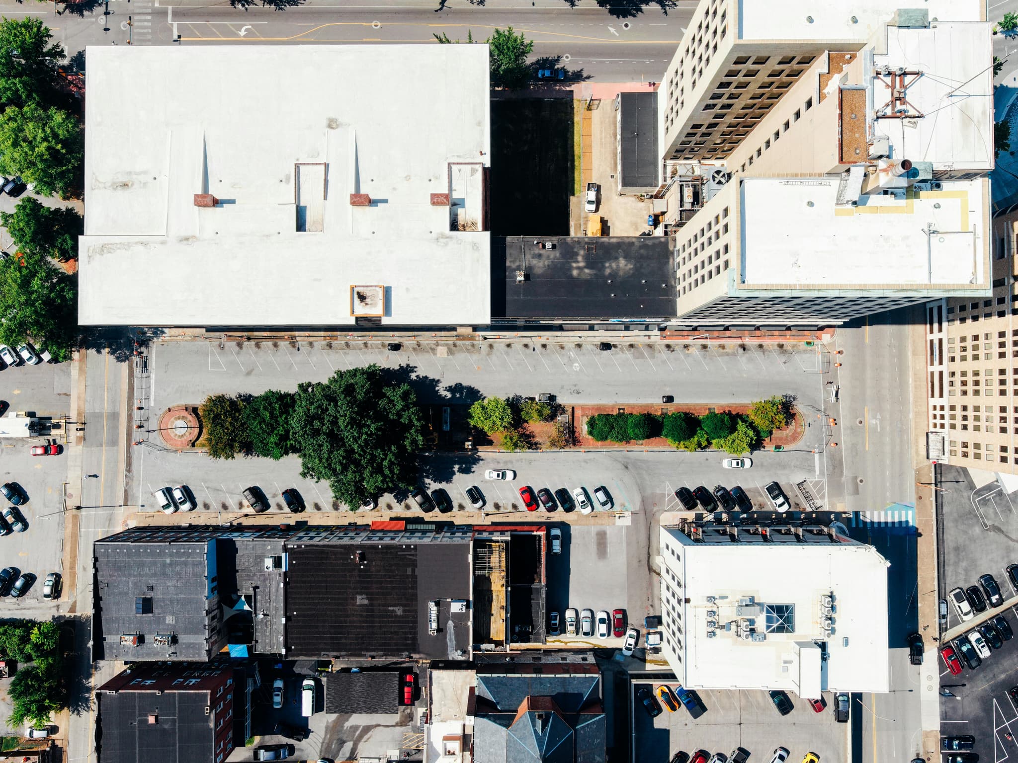 Why Businesses Rely on Asphalt Striping Services Gulfport Professionals