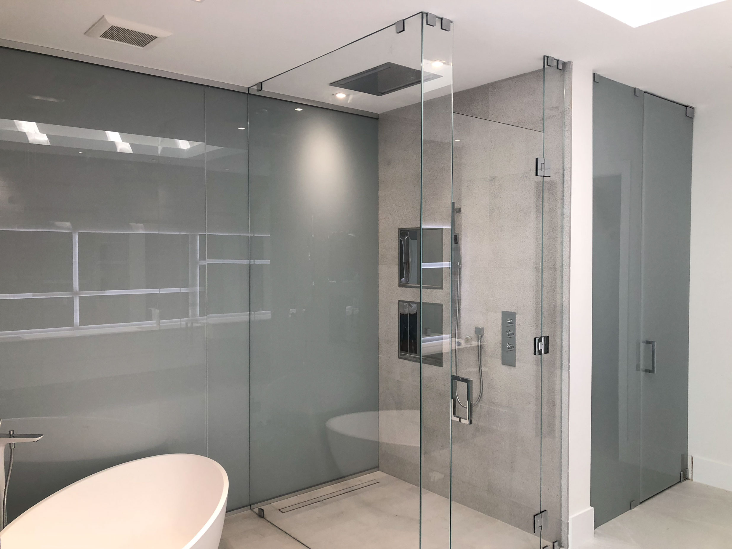 Modern Bathroom Looks with a Black Shower Door