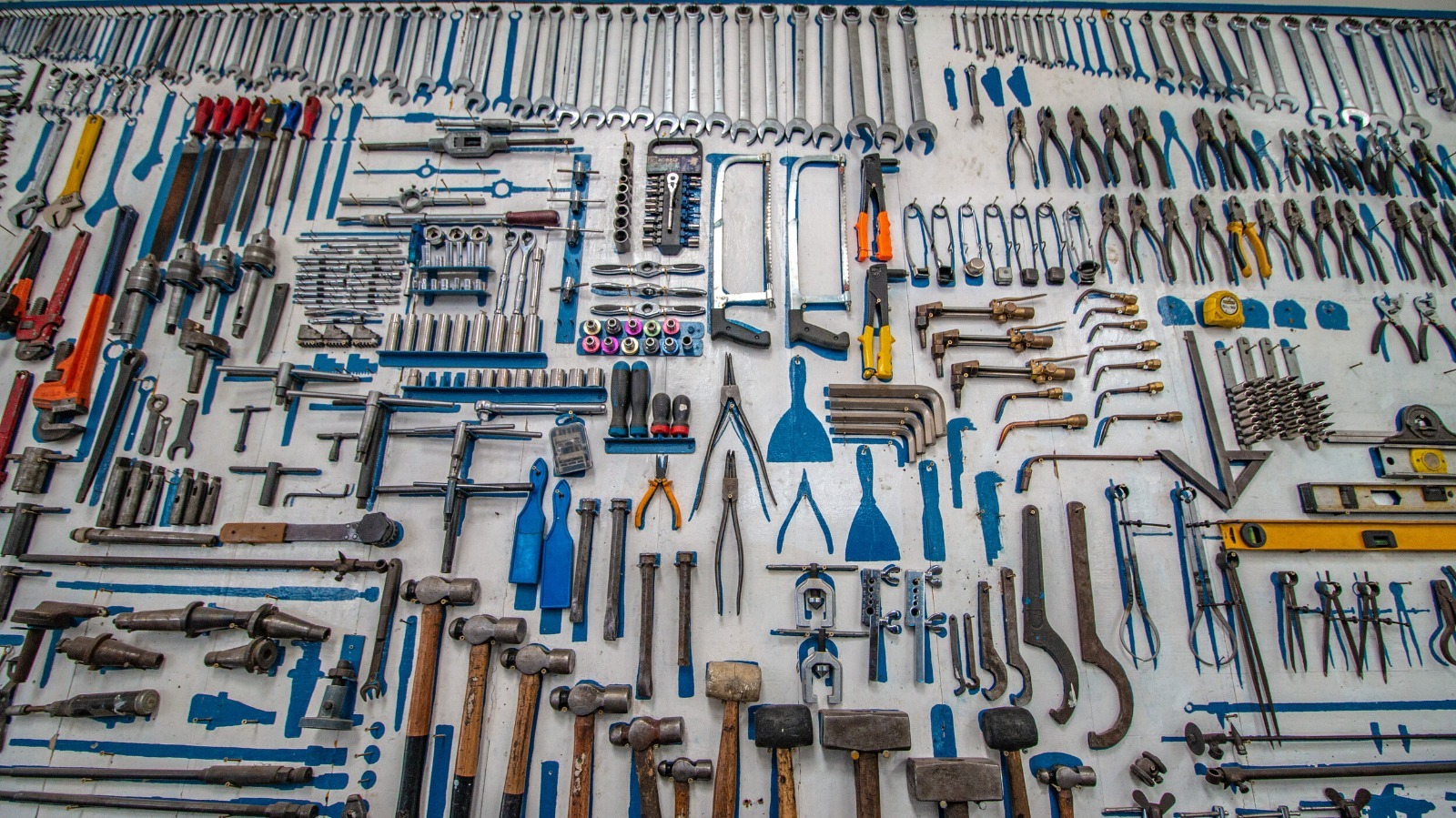Mister Worker IRWIN Black Friday Sale: Upgrade Your Toolbox Worldwide