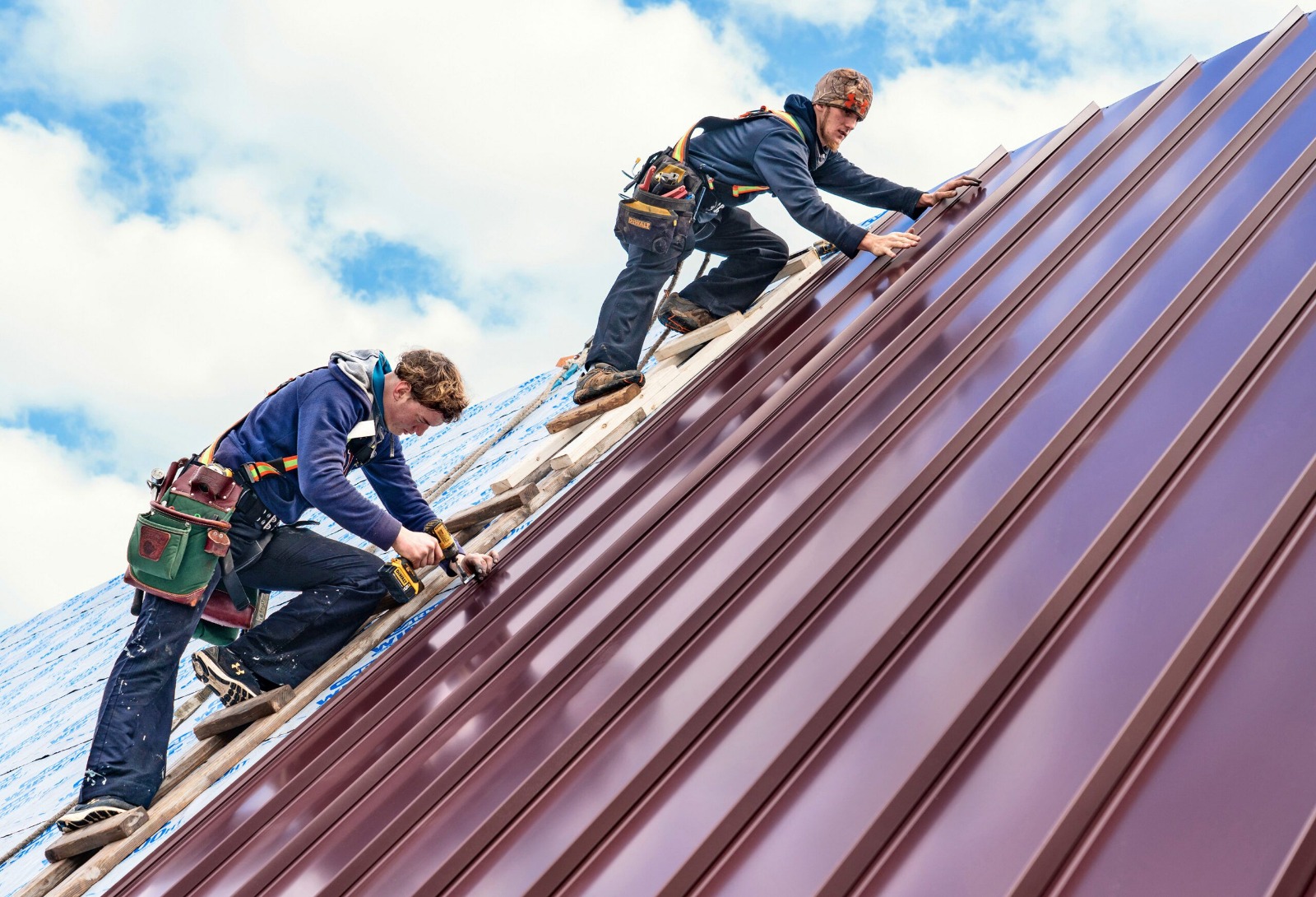 Metal Roofing Companies for Residential &amp; Commercial Projects