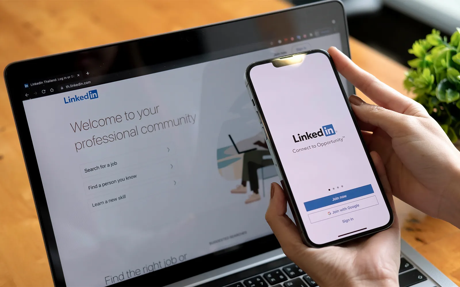 LinkedIn Account Rental: Boost Your Professional Networking Instantly
